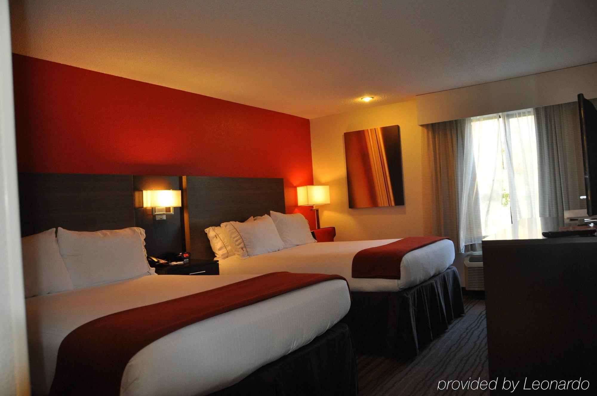 Holiday Inn Express Brentwood-South Cool Springs By Ihg Exterior foto